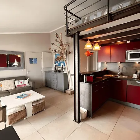 Renovated 3-room With Wifi And A Large Balcony Appartement Grimaud